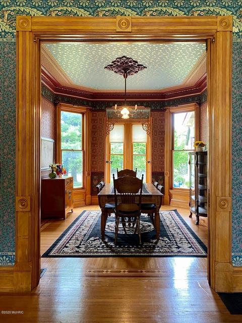 404 E Bridge St, Plainwell, MI 49080 photo 7