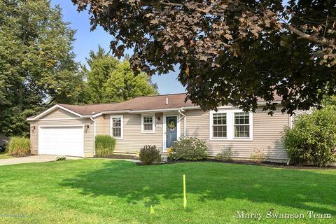 6869 Adaridge Dr SE, Ada, MI 49301 photo 2