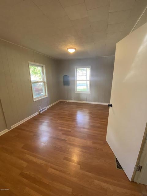 348 E Morrell St, Otsego, MI 49078 photo 14
