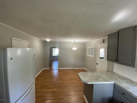 348 E Morrell St, Otsego, MI 49078 photo 7