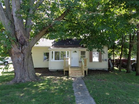 348 E Morrell St, Otsego, MI 49078 photo 1
