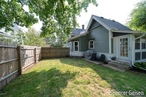 210 W High St, Belding, MI 48809 photo 41
