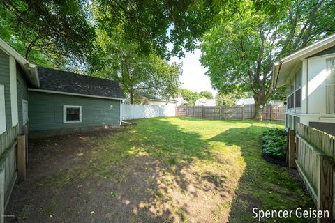 210 W High St, Belding, MI 48809 photo 36