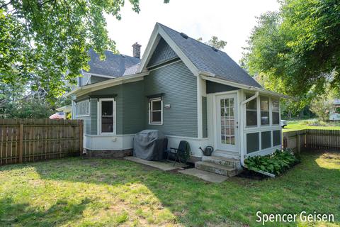 210 W High St, Belding, MI 48809 photo 39