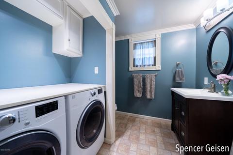 210 W High St, Belding, MI 48809 photo 21