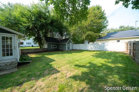 210 W High St, Belding, MI 48809 photo 40