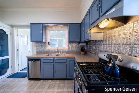 210 W High St, Belding, MI 48809 photo 14
