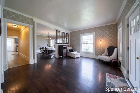 210 W High St, Belding, MI 48809 photo 4