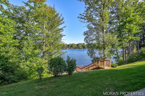 4347 W Pine Bluff Dr, Grant, MI 49327 photo 58
