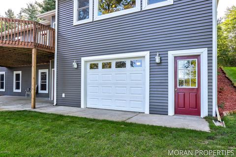 4347 W Pine Bluff Dr, Grant, MI 49327 photo 54