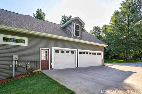 4347 W Pine Bluff Dr, Grant, MI 49327 photo 6