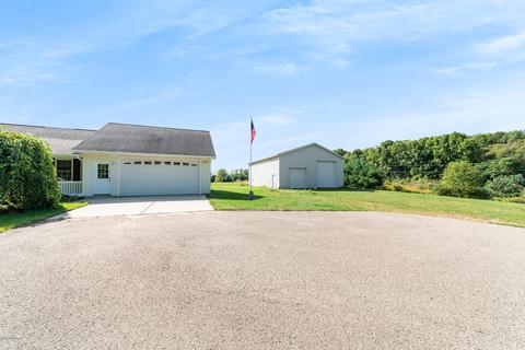 5203 Herbert Rd, Hickory Corners, MI 49060 photo 27