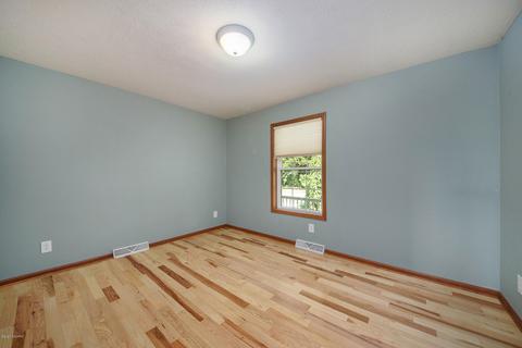 5203 Herbert Rd, Hickory Corners, MI 49060 photo 16