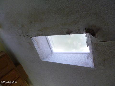 5471 Circle Dr, Reading, MI 49274 photo 7
