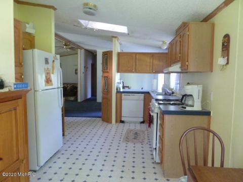 5471 Circle Dr, Reading, MI 49274 photo 12
