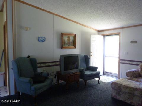5471 Circle Dr, Reading, MI 49274 photo 19