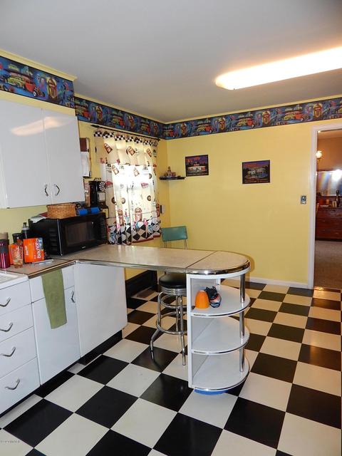 16546 Morris Ave, Three Rivers, MI 49093 photo 10
