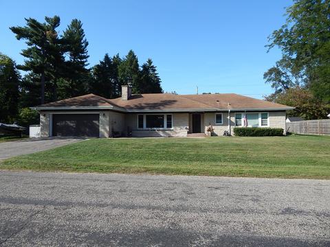 16546 Morris Ave, Three Rivers, MI 49093 photo 2