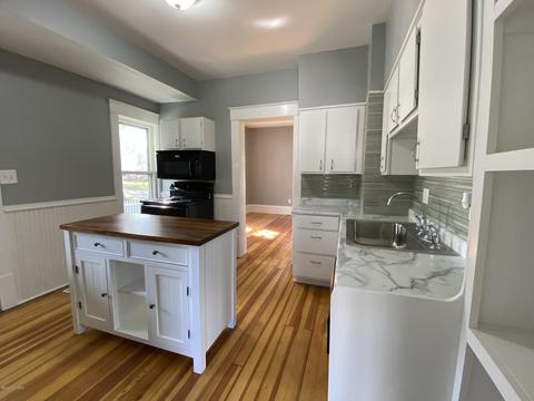 623 West St, Three Rivers, MI 49093 photo 3