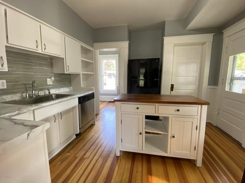 623 West St, Three Rivers, MI 49093 photo 4