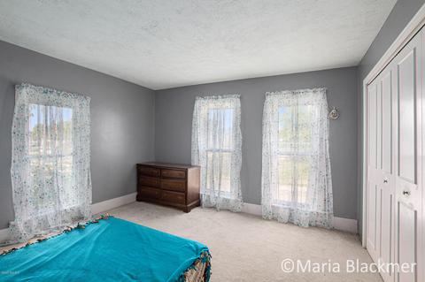 610 E Main St, Lowell, MI 49331 photo 22