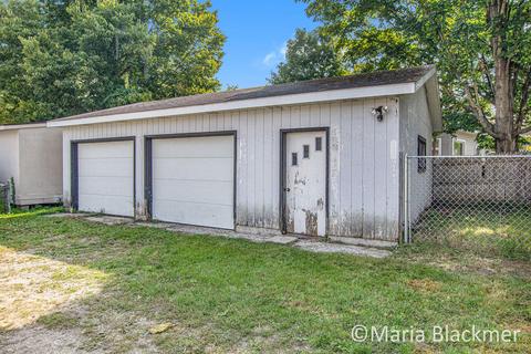610 E Main St, Lowell, MI 49331 photo 25