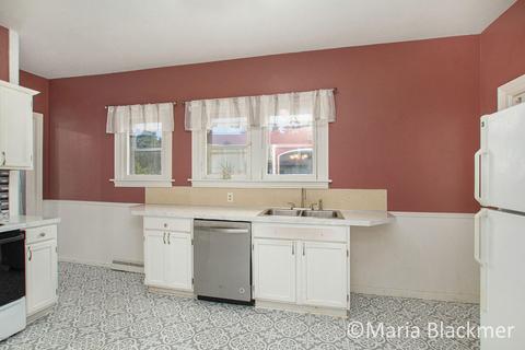 610 E Main St, Lowell, MI 49331 photo 18