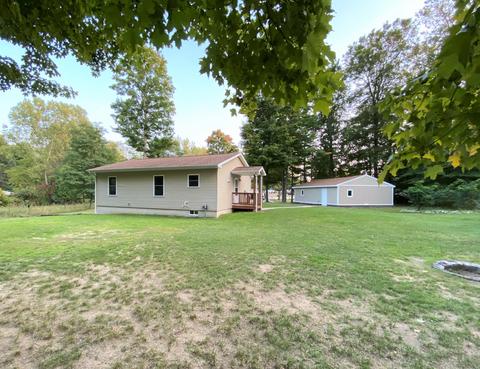 4138 E Shore Dr, Stanton, MI 48888 photo 21