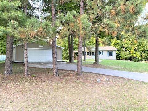 4138 E Shore Dr, Stanton, MI 48888 photo 2