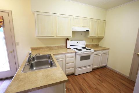 320 S Constantine St, Three Rivers, MI 49093 photo 10