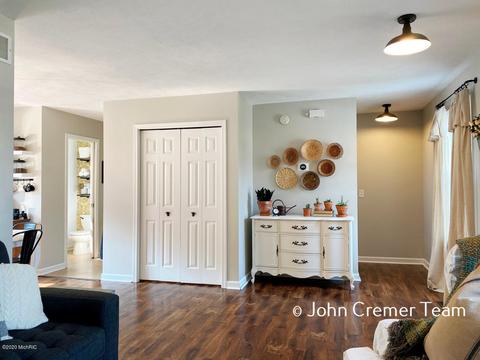 6232 Timber Dr, Allendale, MI 49401 photo 5