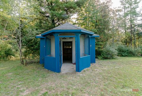 3487 E Monroe Rd, White Cloud, MI 49349 photo 11
