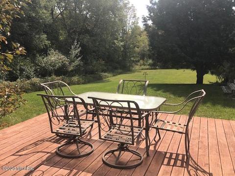 7206 10th Ave, Remus, MI 49340 photo 6