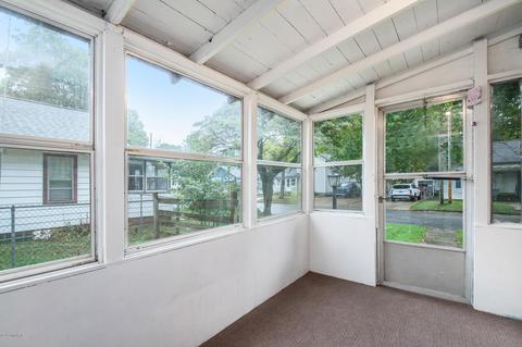 1109 Seventh St, Three Rivers, MI 49093 photo 5
