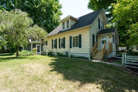 1112 5th St, Three Rivers, MI 49093 photo 1