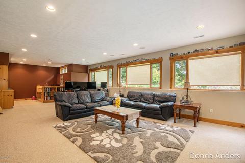 2792 Sturbridge Dr SE, Ada, MI 49301 photo 29