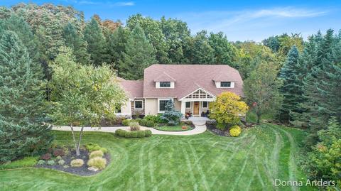 2792 Sturbridge Dr SE, Ada, MI 49301 photo 5
