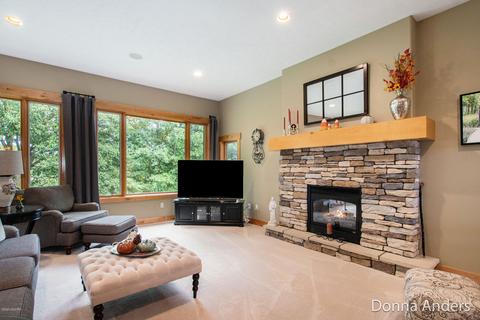 2792 Sturbridge Dr SE, Ada, MI 49301 photo 9
