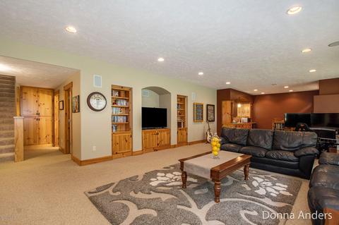 2792 Sturbridge Dr SE, Ada, MI 49301 photo 27