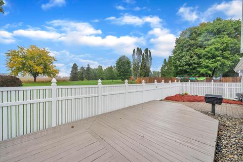 830 Andover Dr, Dewitt, MI 48820 photo 9