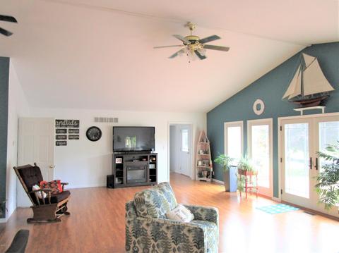 734 E Channel Dr, Coldwater, MI 49036 photo 8