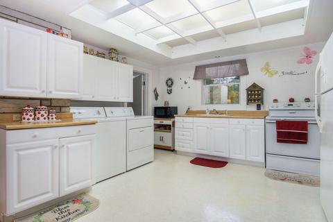 14840 State Rd, Spring Lake, MI 49456 photo 4