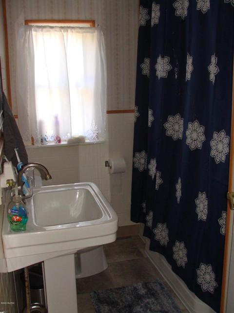 688 W Central Rd, Bronson, MI 49028 photo 15