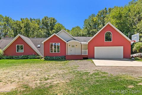 7635 Macarthur Rd, Saranac, MI 48881 photo 2