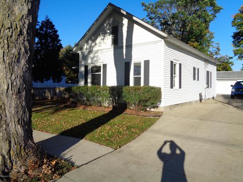 115 S Cedar St, Schoolcraft, MI 49087 photo 3