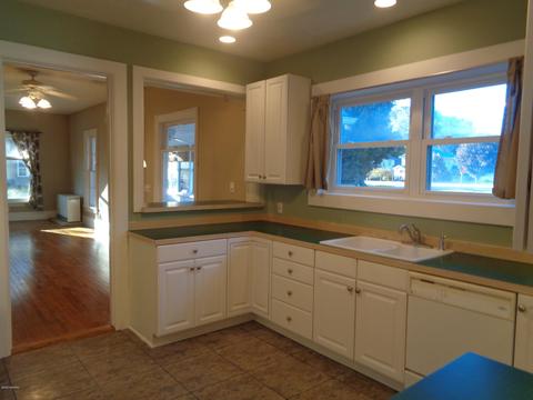 115 S Cedar St, Schoolcraft, MI 49087 photo 10