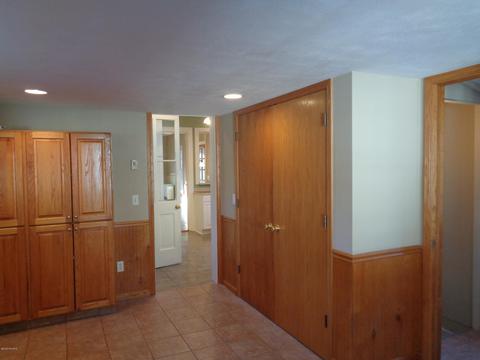115 S Cedar St, Schoolcraft, MI 49087 photo 8