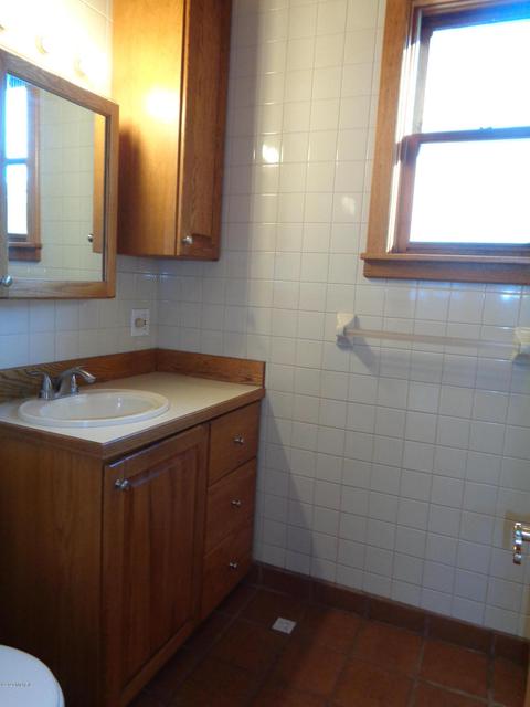 115 S Cedar St, Schoolcraft, MI 49087 photo 21