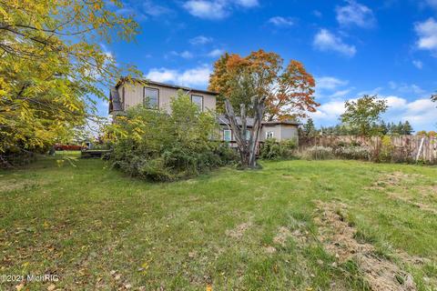1023 S Main St, Crystal, MI 48818 photo 25