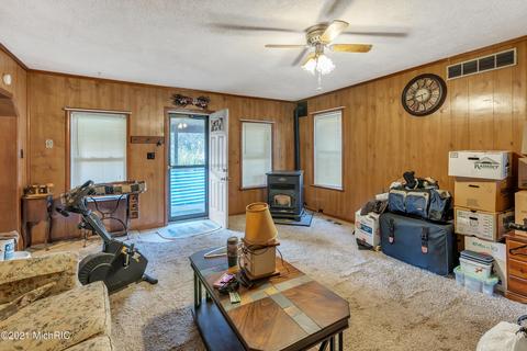 1023 S Main St, Crystal, MI 48818 photo 7